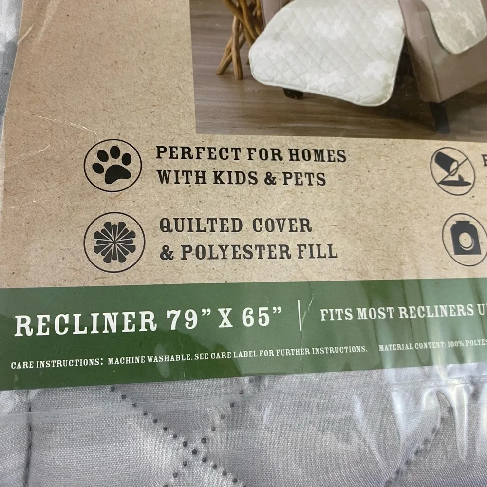 Grand River Furniture Protector Armchair 75